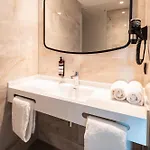 Ozo De President Amsterdam Schiphol Airport Hotel