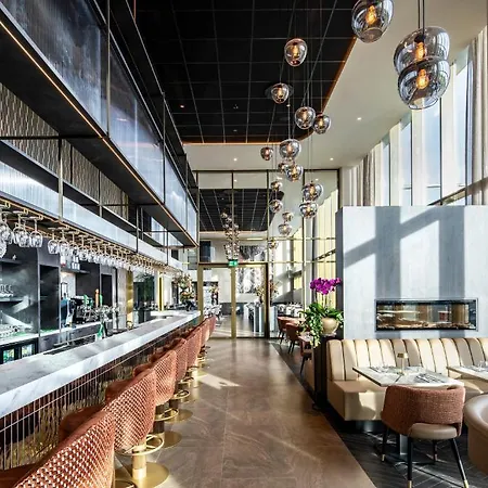 Ozo De President Amsterdam Schiphol Airport Hotel 4*