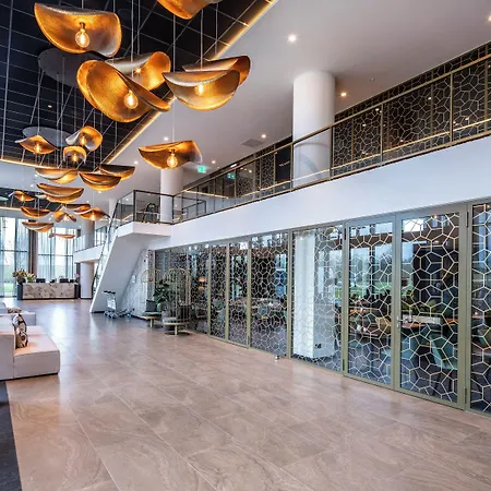 Ozo De President Amsterdam Schiphol Airport 4*