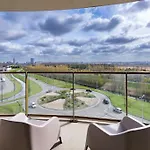 Ozo De President Amsterdam Schiphol Airport Hotel 4*