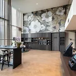Ozo De President Amsterdam Schiphol Airport Hotel