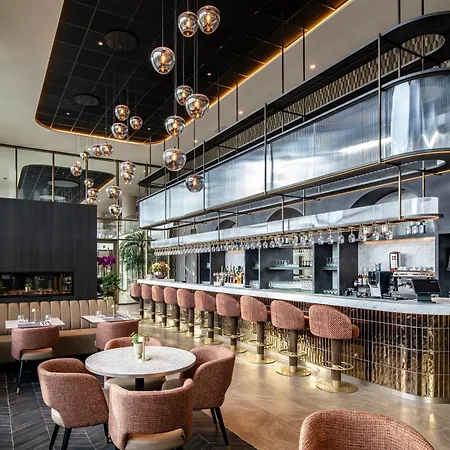 Ozo De President Amsterdam Schiphol Airport 4*